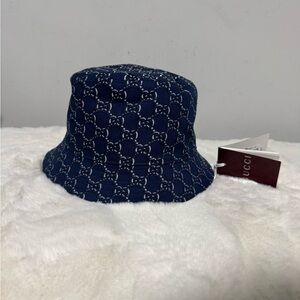 Gucci Navy Monogram Pattern Bucket Hat with Red Label: Size M, 58cm